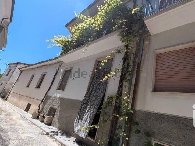 Appartamento in vendita di 125 m² in Via Teofilo Patini