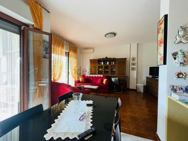 Appartamento in vendita di 125 m² in Via Tre Venezie