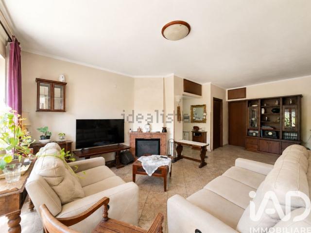 Appartamento in vendita di 125 m² in Via Vitaliano Rotellini, 126