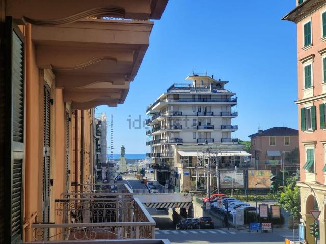 Appartamento in vendita di 125 m² in Via Vittorio Veneto, 25