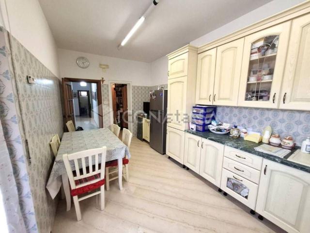 Appartamento in vendita di 125 m² in Via Vittorio Veneto, 97