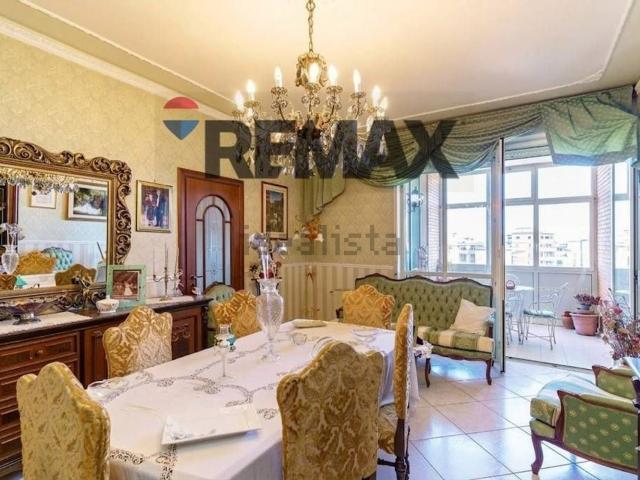Appartamento in vendita di 125 m² in Via Vigo Leonardo, 43