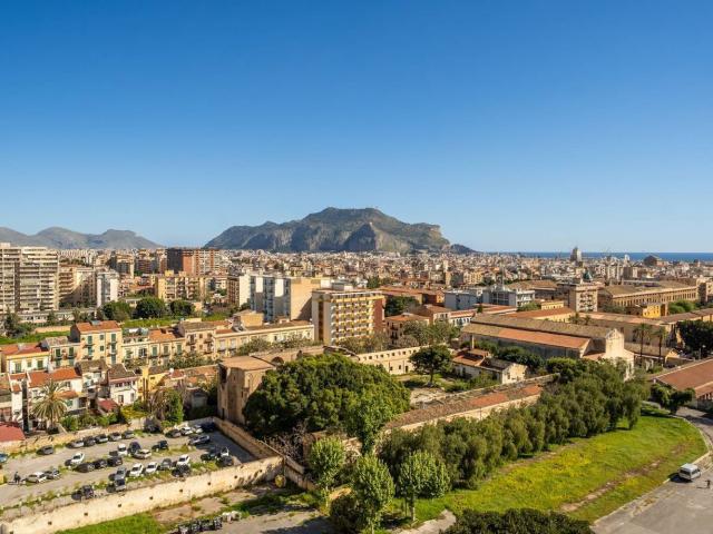 Appartamento in vendita di 125 m² in Via Vincenzo li Muli, 102