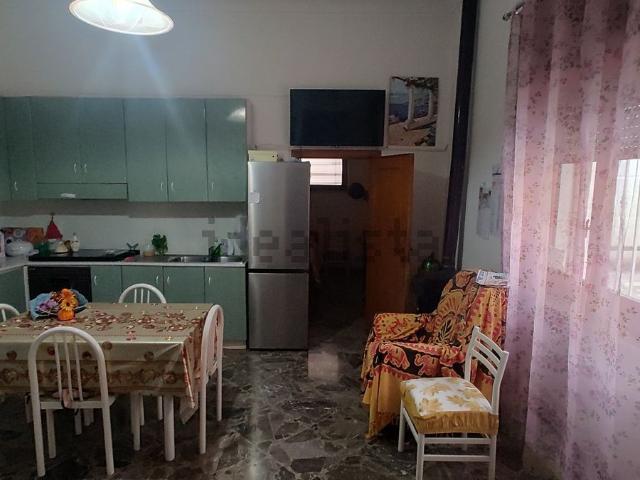 Appartamento in vendita di 125 m² in Via Zara, 80