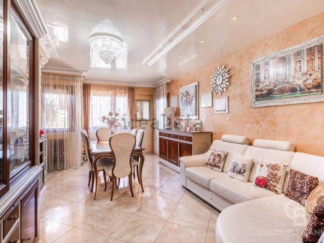 Appartamento in vendita di 125 m² in Viale Aldo Ballarin