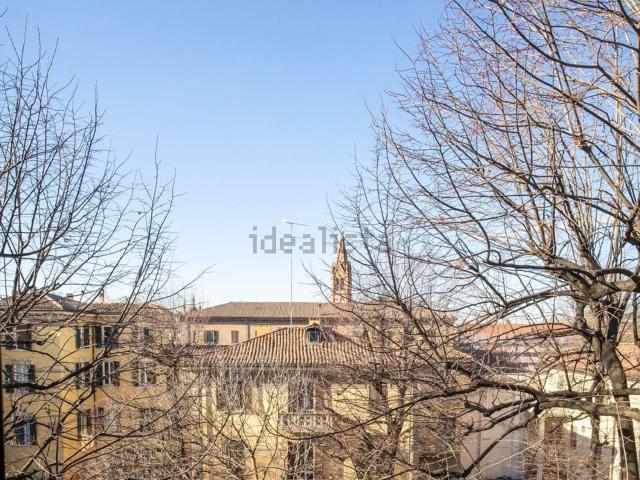 Appartamento in vendita di 125 m² in Viale Alfredo Oriani, 1