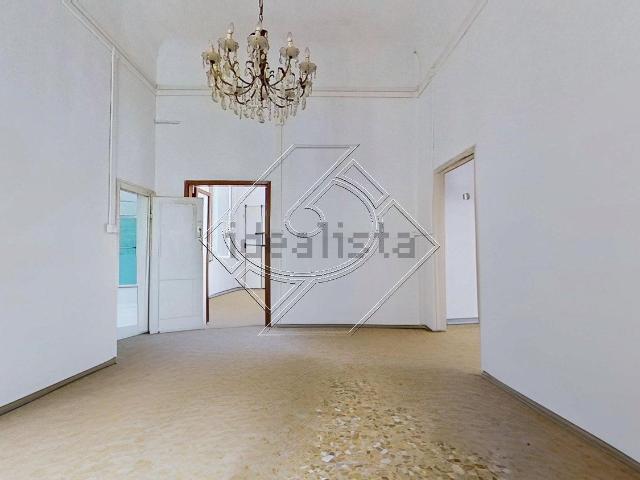 Appartamento in vendita di 125 m² in Viale Giacomo Matteotti