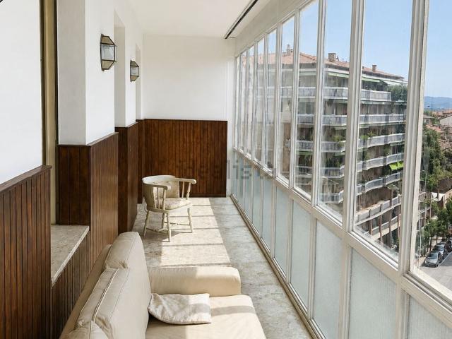 Appartamento in vendita di 125 m² in Viale Giacomo Leopardi, 43