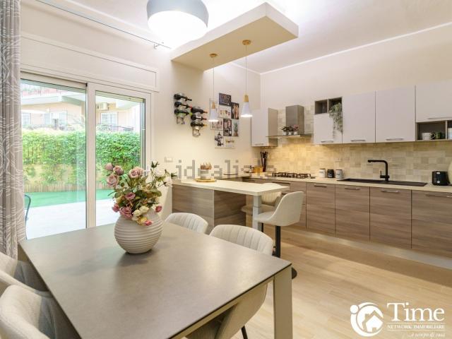 Appartamento in vendita di 125 m² in Viale Mimì Maria Lazzaro