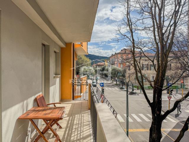 Appartamento in vendita di 125 m² in Viale Nino Pernici