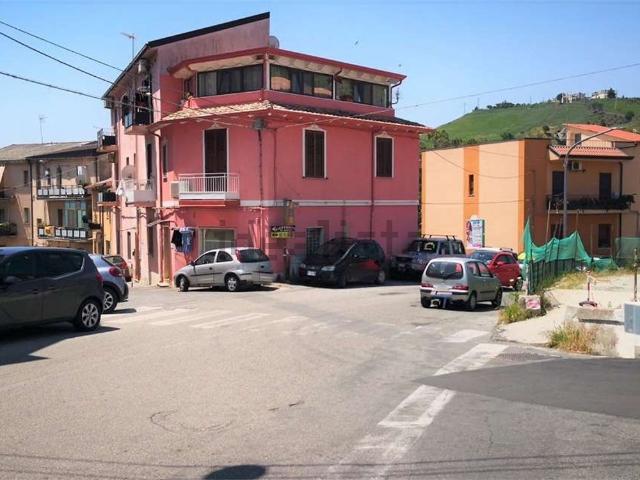 Appartamento in vendita di 125 m² in Vico I della Stazione, 18
