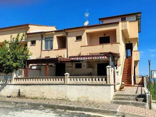 Appartamento in vendita di 125 m² in Contrada Aprocello