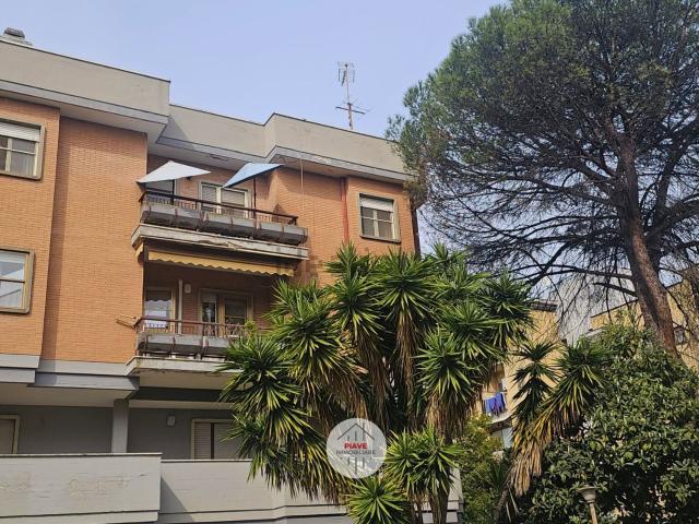 Appartamento in vendita di 125 m² in Largo Cuneo
