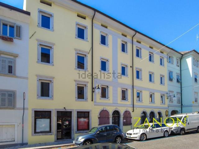 Appartamento in vendita di 125 m² in Piazza Camillo Benso Conte di Cavour, 6