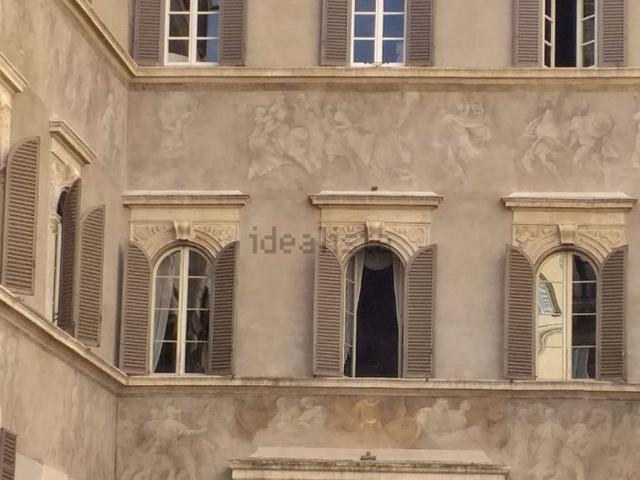 Appartamento in vendita di 125 m² in Piazza de&apos  Ricci