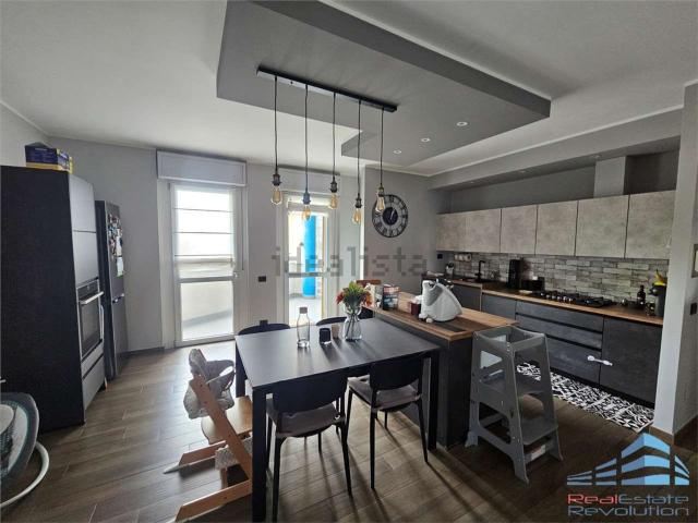 Appartamento in vendita di 125 m² in Piazzale Lombardia, 10