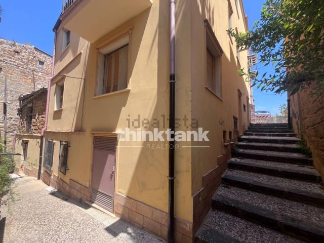 Appartamento in vendita di 125 m² in Salita San Michele, 17