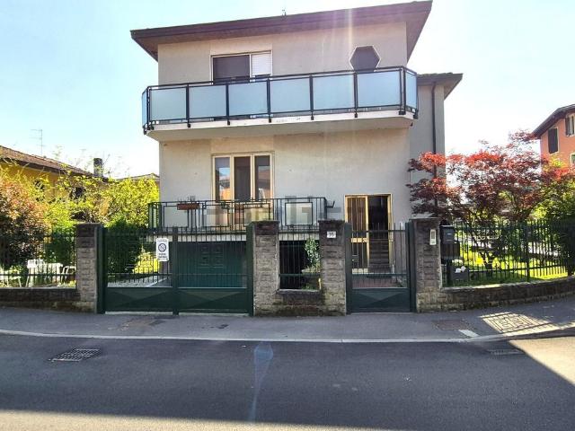 Appartamento in vendita di 1265 m² in Via Venezia, 35