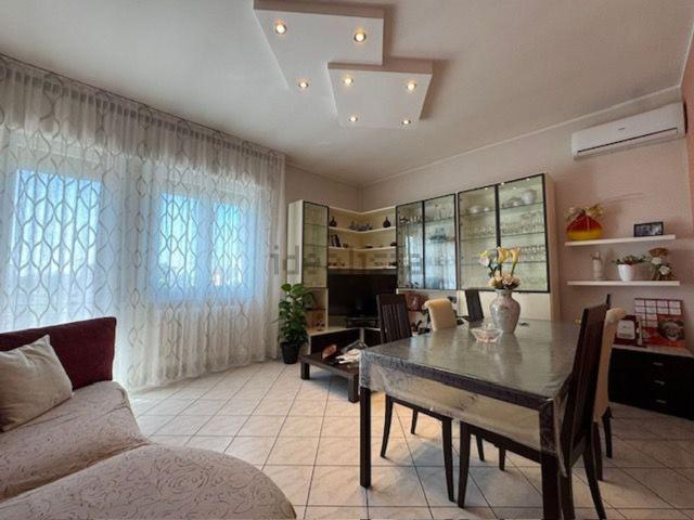 Appartamento in vendita di 126 m² in Via Comunale Rovere, 8