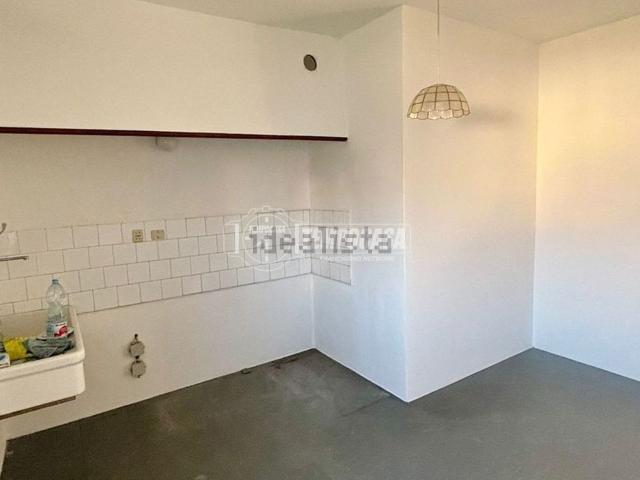Appartamento in vendita di 126 m² in Via Caduti del Ponte San Felice, 39