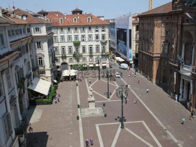 Appartamento in vendita di 126 m² in Via Cesare Battisti, 5