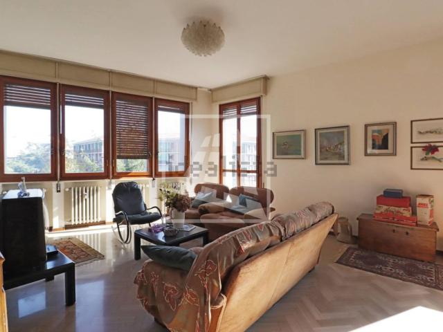 Appartamento in vendita di 126 m² in Via Ciro Menotti, 4