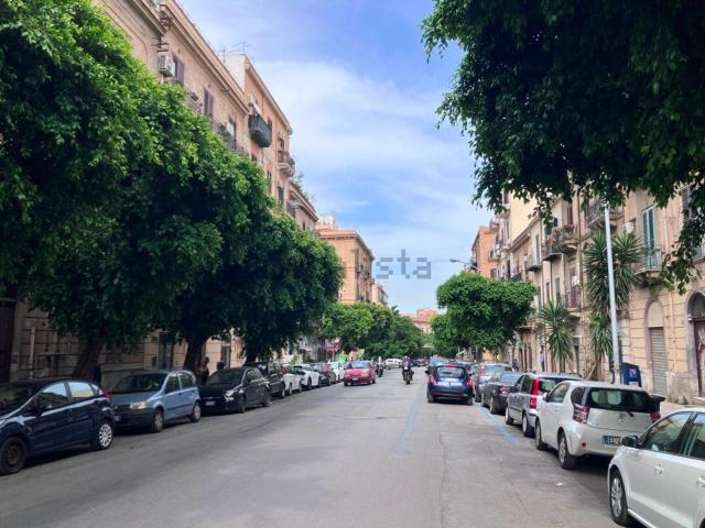 Appartamento in vendita di 126 m² in Via Cluverio, 50