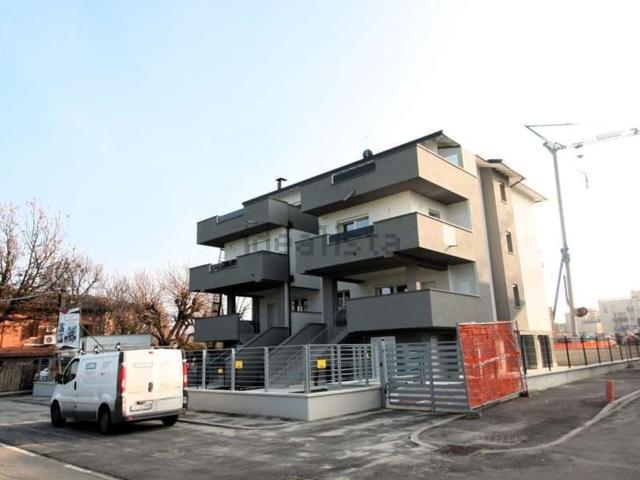Appartamento in vendita di 126 m² in Via Claudia, 171