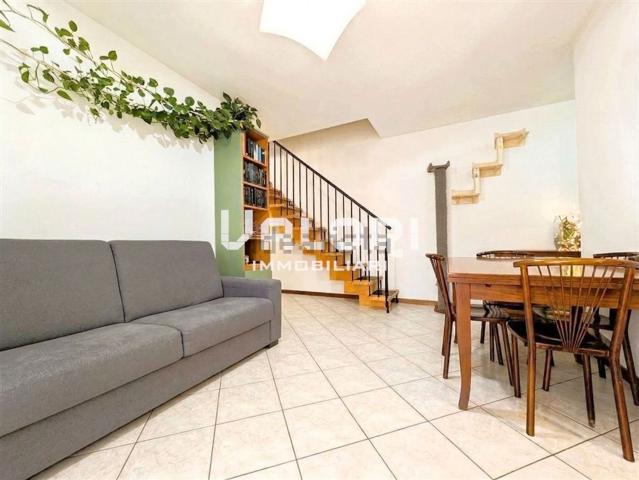Appartamento in vendita di 126 m² in Via Antonio Laghi, 57