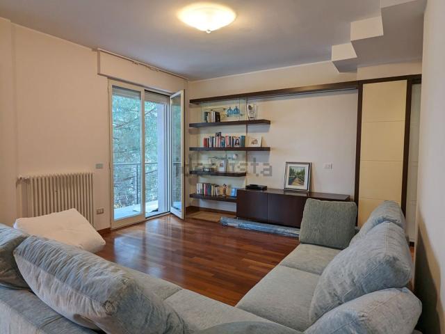 Appartamento in vendita di 126 m² in Via Gorizia