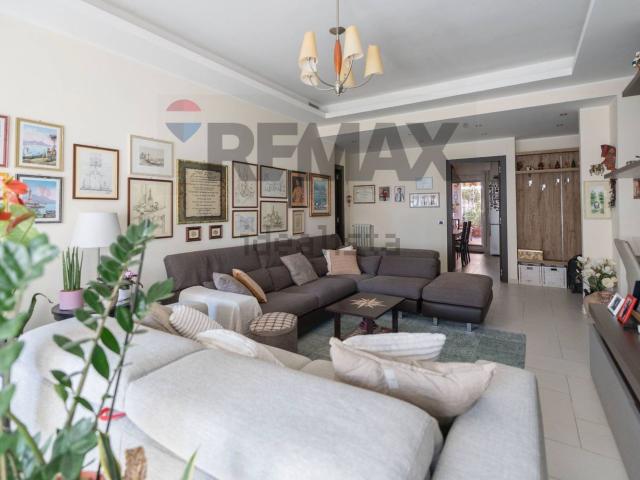 Appartamento in vendita di 126 m² in Via Galileo Galilei, 2