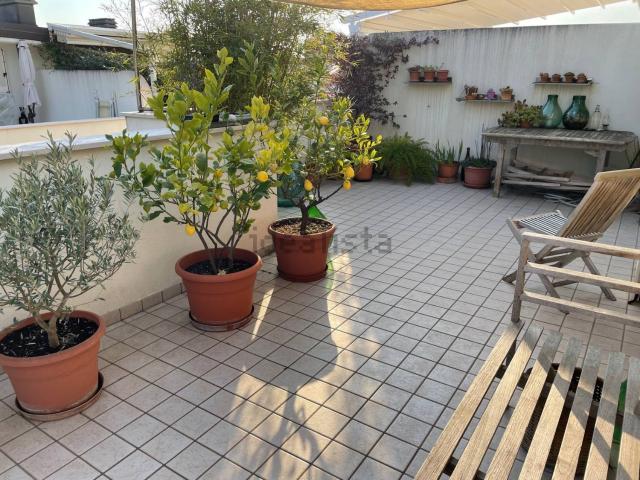 Appartamento in vendita di 126 m² in Via Gastone Rigoni, 20