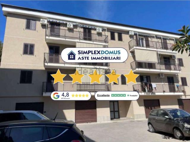 Appartamento in vendita di 126 m² in Via Giuseppe la Farina
