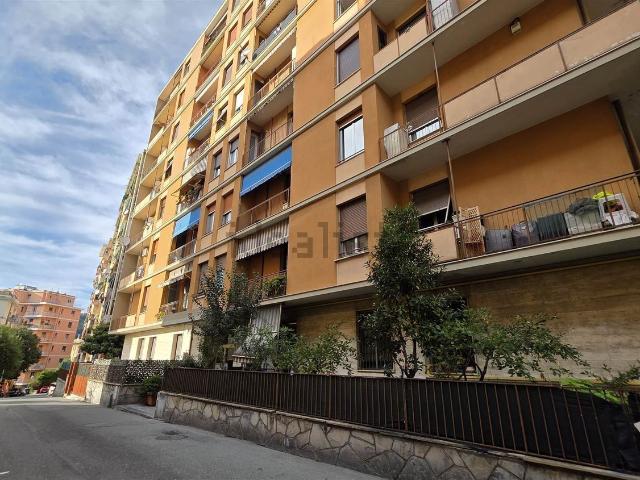 Appartamento in vendita di 126 m² in Via Giovanni Amarena, 20