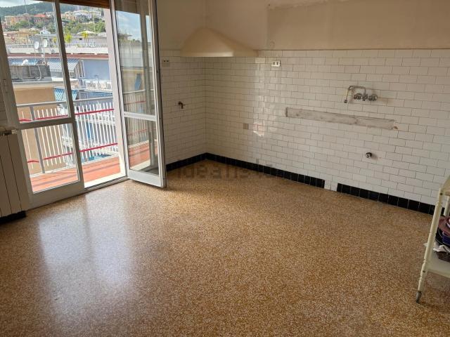 Appartamento in vendita di 126 m² in Via Giovanni Opisso