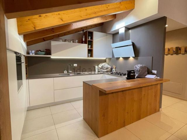 Appartamento in vendita di 126 m² in Via Guglielmo Marconi