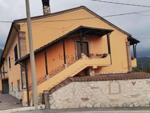Appartamento in vendita di 126 m² in Via Domenico Aratari, 47