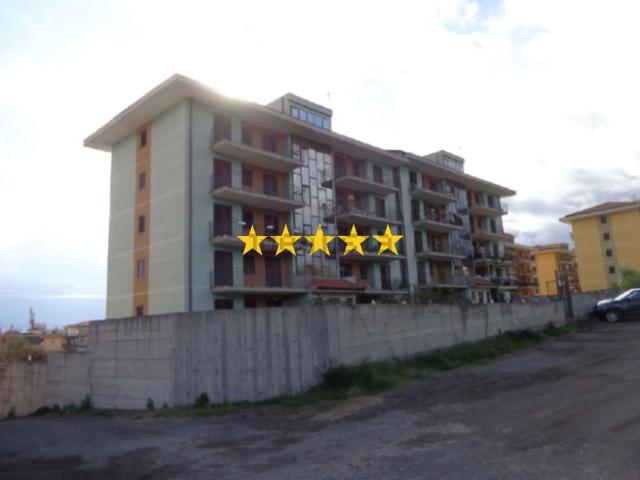 Appartamento in vendita di 126 m² in Via Degli Argentieri Acesi