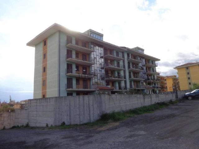 Appartamento in vendita di 126 m² in Via Degli Argentieri Acesi, 16