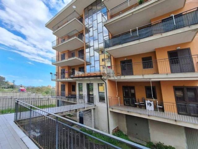 Appartamento in vendita di 126 m² in Via Degli Argentieri Acesi, 26