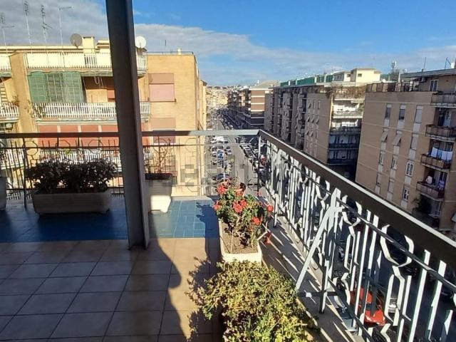 Appartamento in vendita di 126 m² in Via di Villa Bonelli, 54