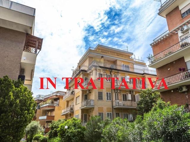Appartamento in vendita di 126 m² in Via Enrico Besta, 66