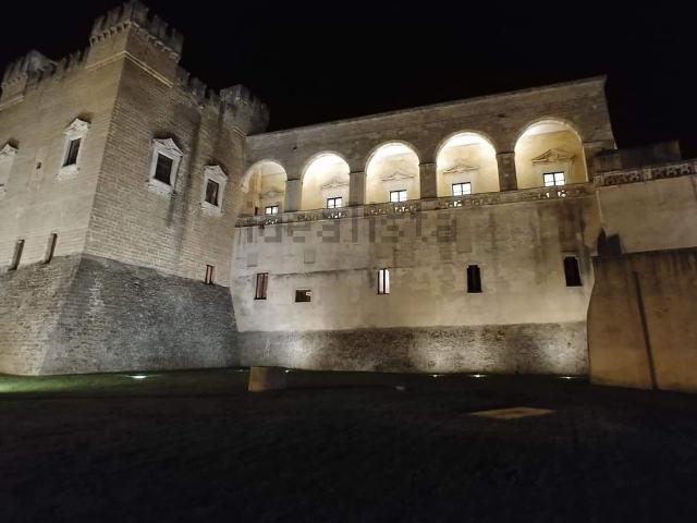 Appartamento in vendita di 126 m² in Via Etna, 33