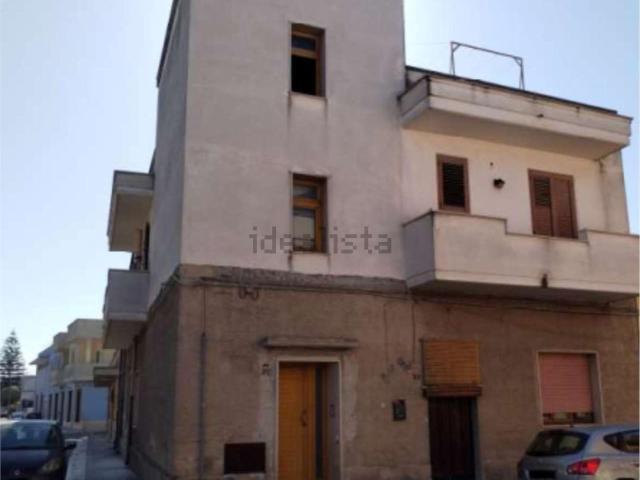 Appartamento in vendita di 126 m² in Via Etna, 33