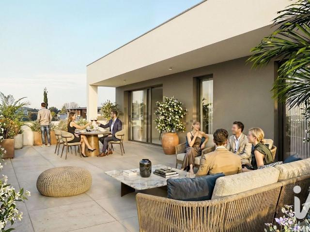 Appartamento in vendita di 126 m² in Via Euganea