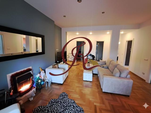 Appartamento in vendita di 126 m² in Via Floridiana, 15