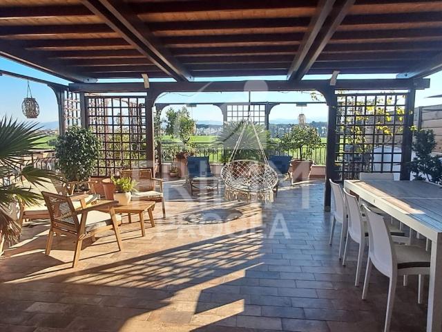 Appartamento in vendita di 126 m² in Via Ispica