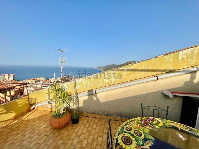 Appartamento in vendita di 126 m² in Via Libertà, 4