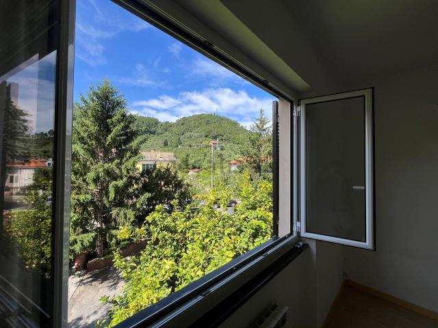 Appartamento in vendita di 126 m² in Via Monsignor Salvatore Vattuone