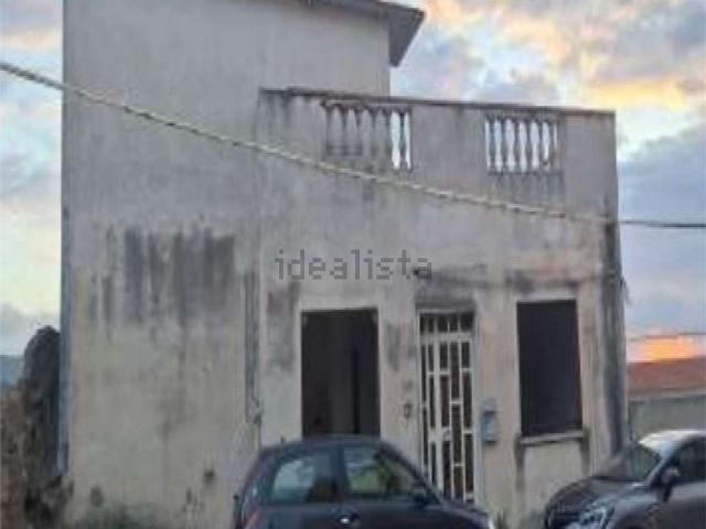 Appartamento in vendita di 126 m² in Via Mario Labate